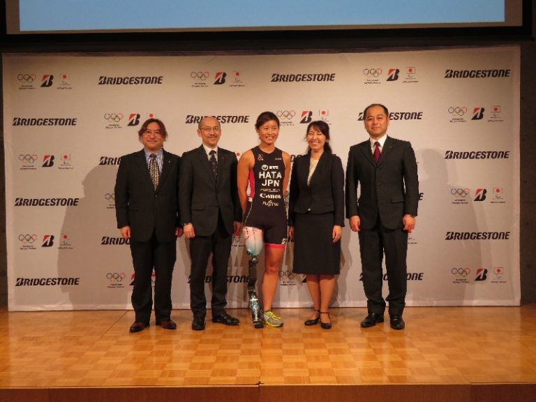 ブリヂストン、パラトライアスロン秦選手の義足用ゴムソールを新開発