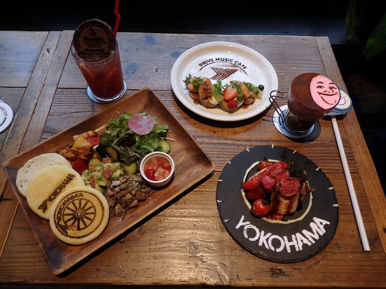 横浜ゴム、コラボレーションカフェをオープン