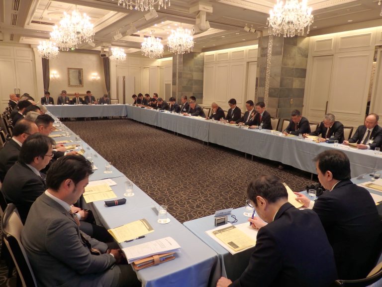 東部ゴム商組、ベルト・ホース商工懇談会を開催