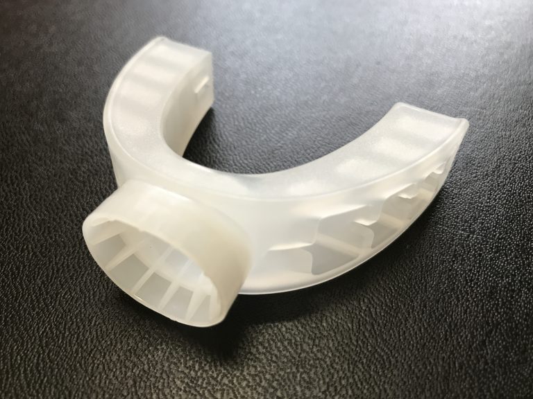 イナバゴム、内視鏡用マウスピースを開発