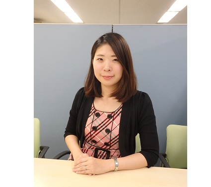 インタビュー/経済産業省商務・サービスグループヘルスケア産業課紺野春菜係長、健康経営に取り組む企業は魅力的で安心