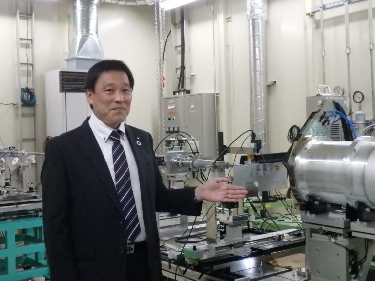 住友ゴム工業、先端研究施設用いた材料研究