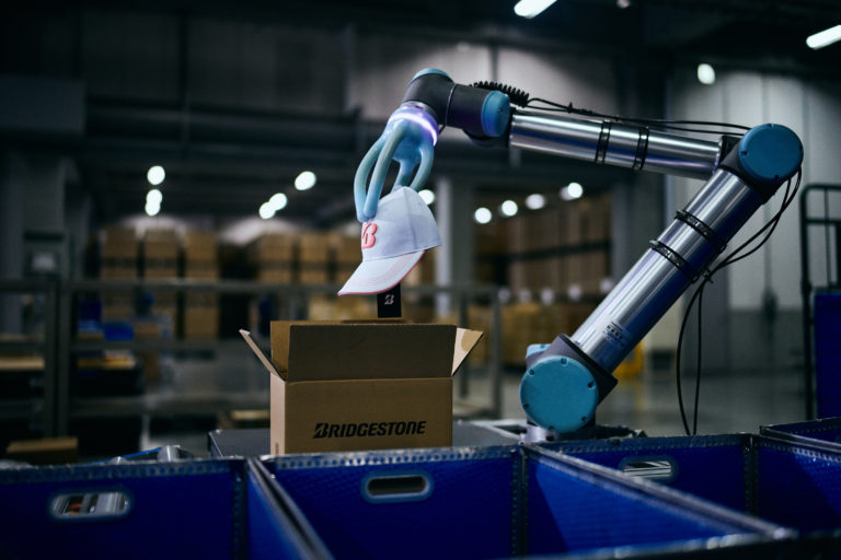 ブリヂストン、ソフトロボットハンド用いた実証実験を開始