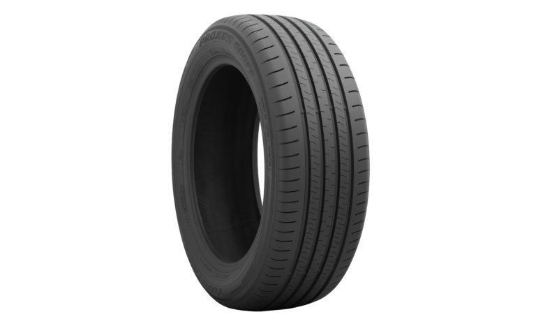 TOYO TIRE、トヨタ自動車の新型「クラウン」に新車装着