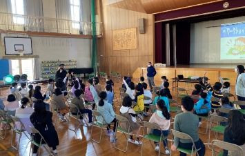 豊田合成、名古屋市で小学生向けにLED教室を実施