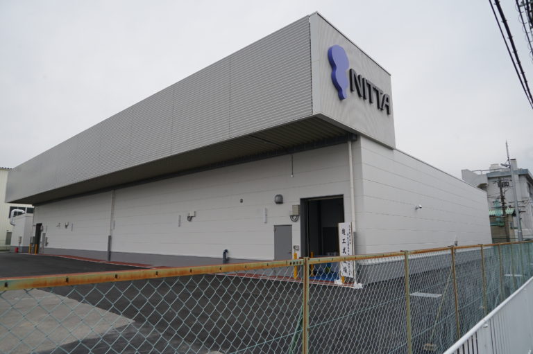 ニッタ、奈良工場第8工場棟で竣工式を実施