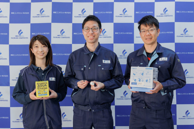 藤倉コンポジット、数滴の液体で自ら発電「バッテリーレス液体検知センサ」―浸水、冠水、洪水など防水用途に期待