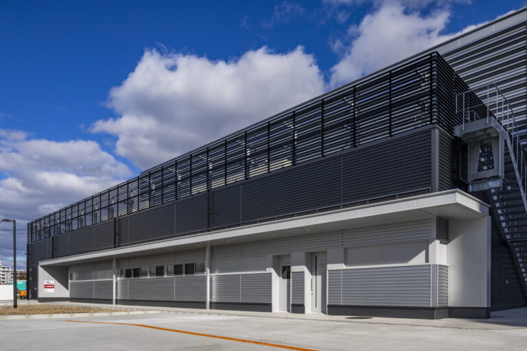 住友理工、小牧製作所内に建設した「化工品新工場」の竣工式を実施