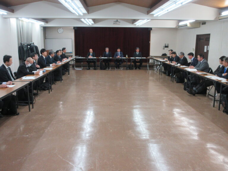 西部ゴム商組、ホース商工懇談会を開催