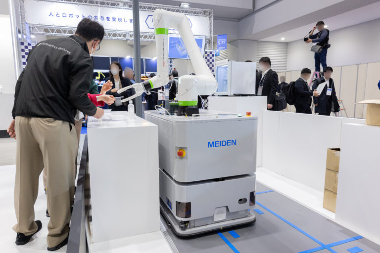 ブリヂストン ソフトロボティクス ベンチャーズ、「TETOTE」使用の“移動するソフトロボティクス”を初披露