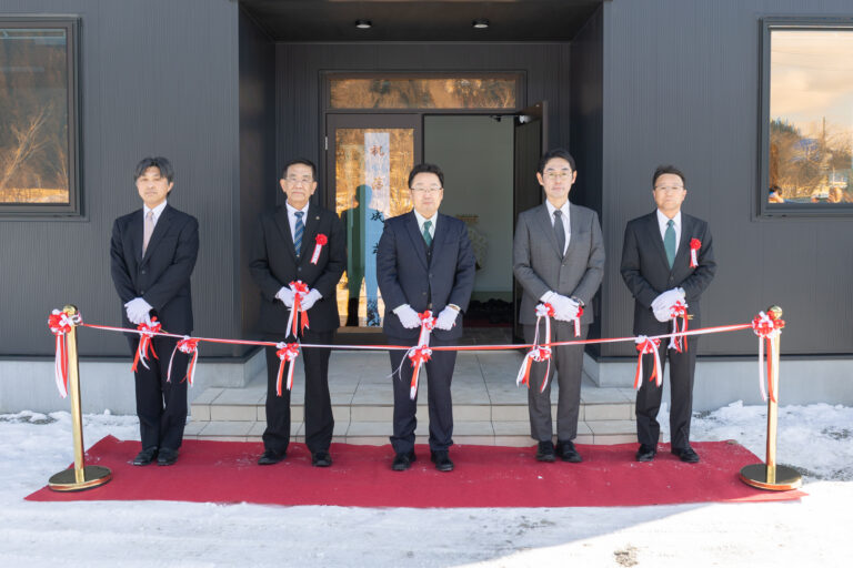 ミナトゴム、岩手工場落成式を開催