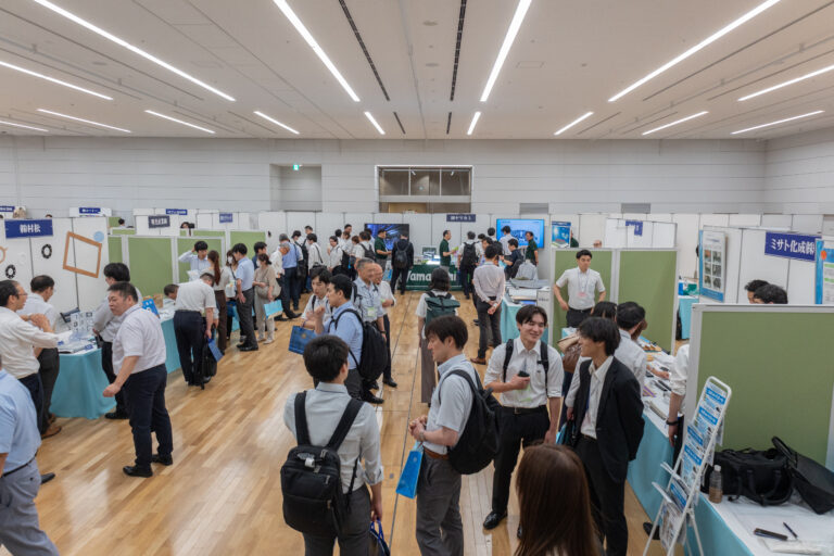 東部ゴム商組、第9回商品展示説明会盛大に