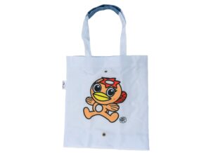 豊田合成のRe-S、多治見市公式マスコット「うながっぱ」のトートバッグを発売