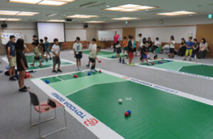 豊田合成、モノづくり教室・ボッチャ体験教室を開催