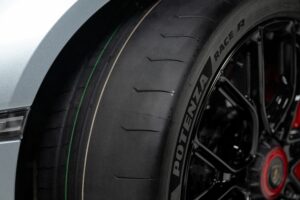 ブリヂストン、ランボルギーニ史上最強車「Revuelto SV」」にタイヤを独占納入